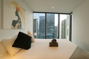 2 bedrooms, iron/ironing board, WiFi, bed sheets
