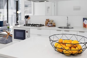 Fridge, microwave, oven, stovetop