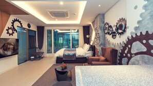 102 - Extra KRW 50,000 charged on spot for use of hot water in pool & KRW 20,000(2pax) for BBQ Grill | WiFi (free) - Eunhanul Pension (Gapyeong)