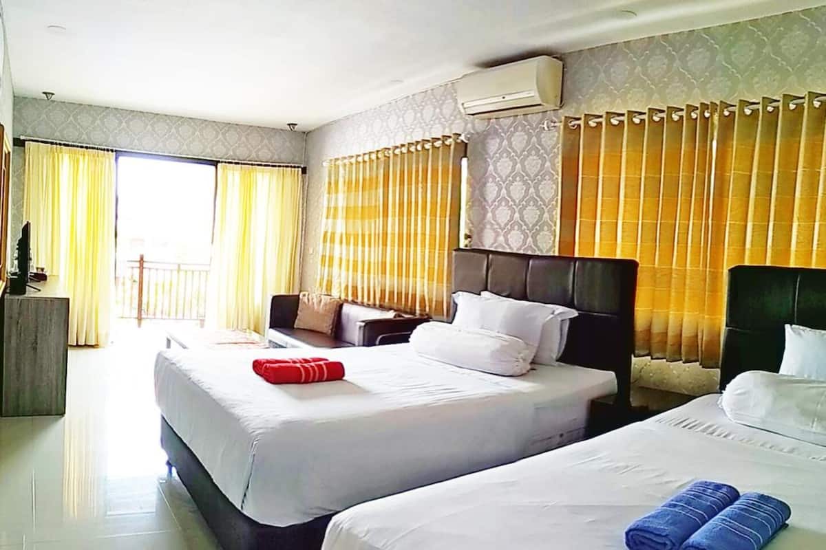 Superior Quadruple Room, Multiple Beds