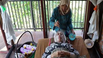 Facial