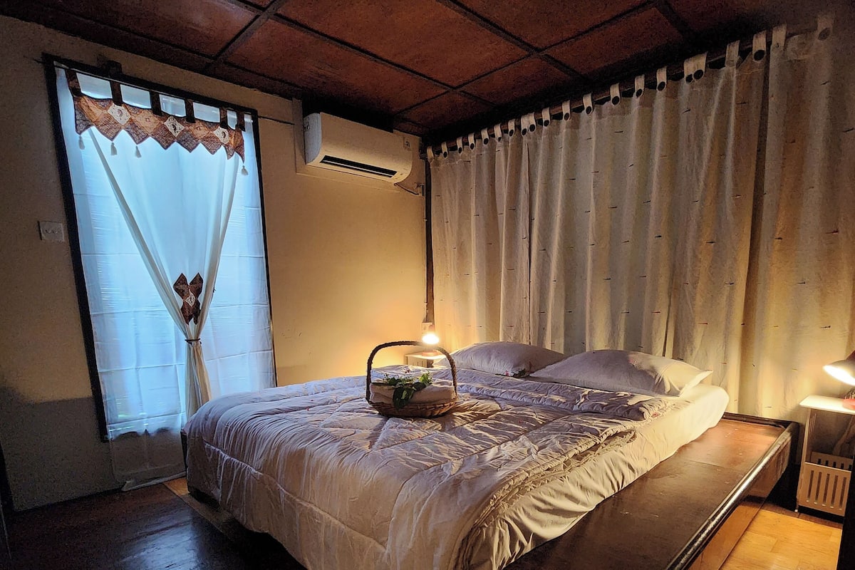 Adenium Villa | โต๊ะทำงาน, Wi-Fi ฟรี, ผ้าปูที่นอน