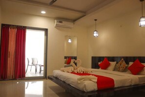 Room - Dream Valley Resort (Mahabaleshwar)