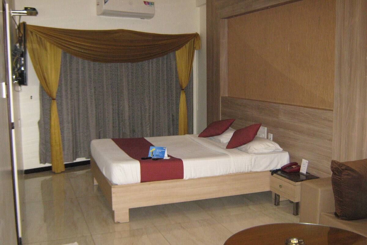 Blackout curtains, soundproofing, iron/ironing board (on request)