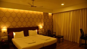 Premium Room | In-room safe, iron/ironing board (on request), WiFi (free) - Thechi Hotels (Hosur)