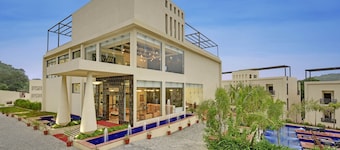 The Kumbha Residency-Luxury Resort and Spa