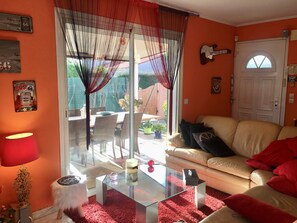 TV connectée, lecteur de DVD, chaîne hi-fi