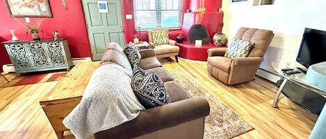 Televisie en een open haard