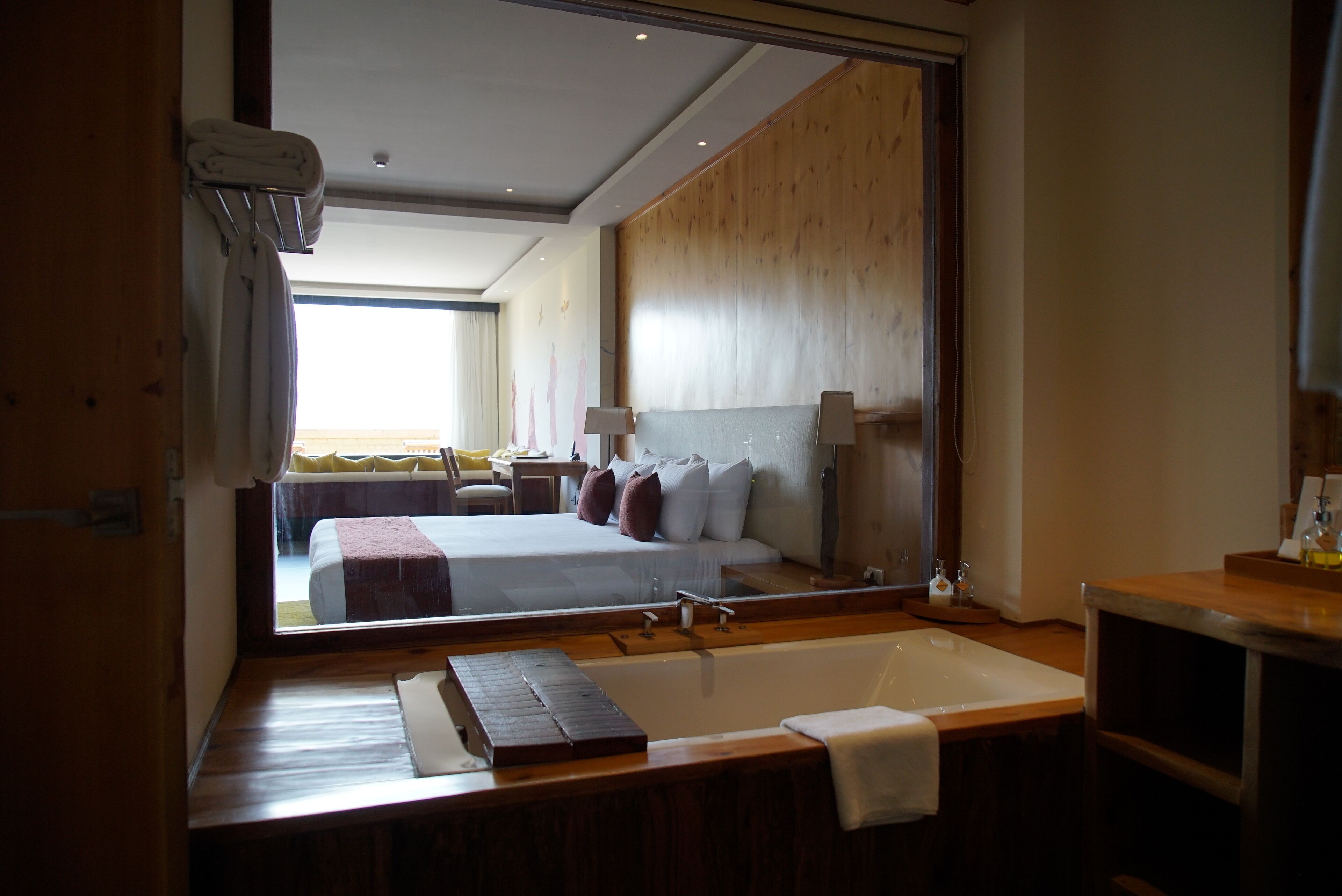 1 bedroom, premium bedding, in-room safe, desk