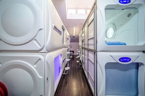 Single Space Pod (No Windows) | Accès au Wi-Fi (inclus)