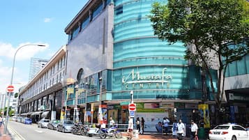 Shopping mall