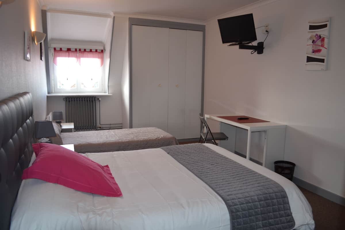 Decoración personalizada, muebles diferentes y escritorio