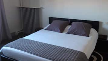 Decoración personalizada, muebles diferentes y escritorio