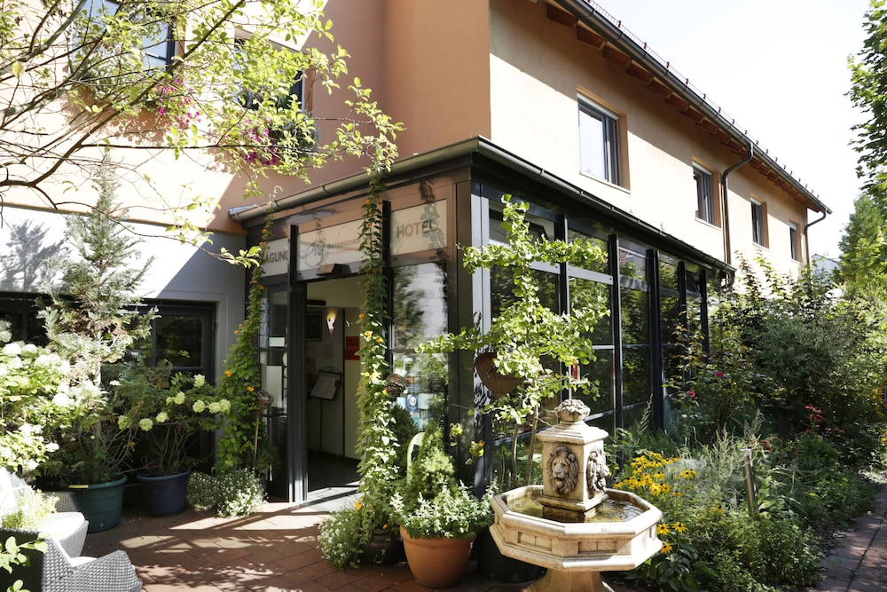 Bio Hotel Bayerischer Wirt Augsburg image