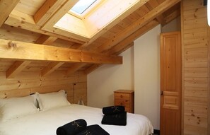 2 chambres, Wi-Fi gratuit, draps fournis