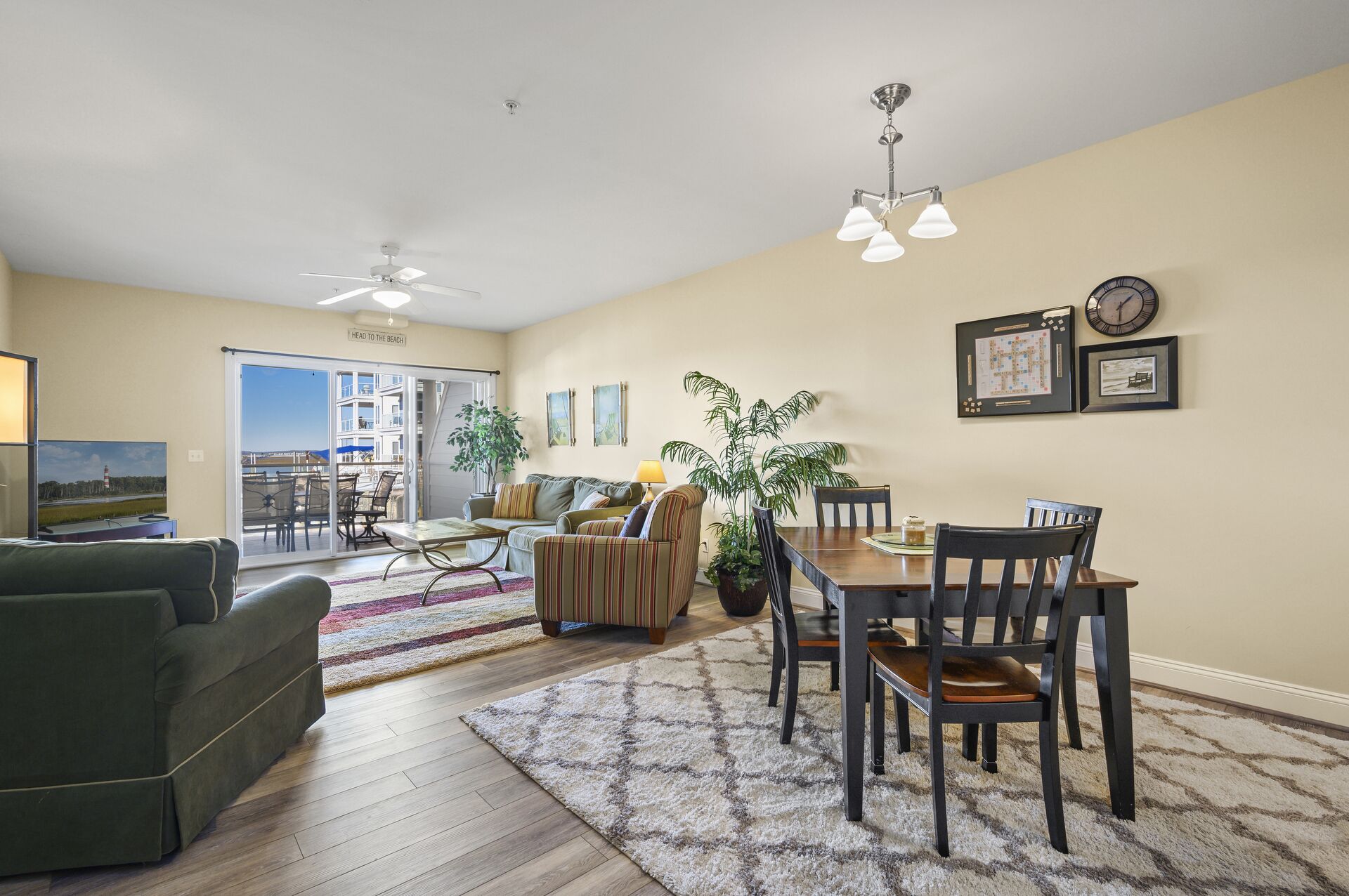 3 Br Condo Vacation Rental In Chincoteague Island, Virginia Vrbo