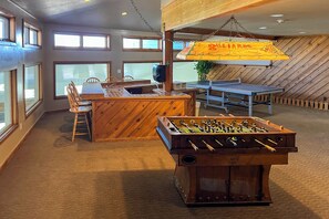 Games room - Silverthorne Condo w/ Views ~ 11 Mi to Ski Slopes (Silverthorne)