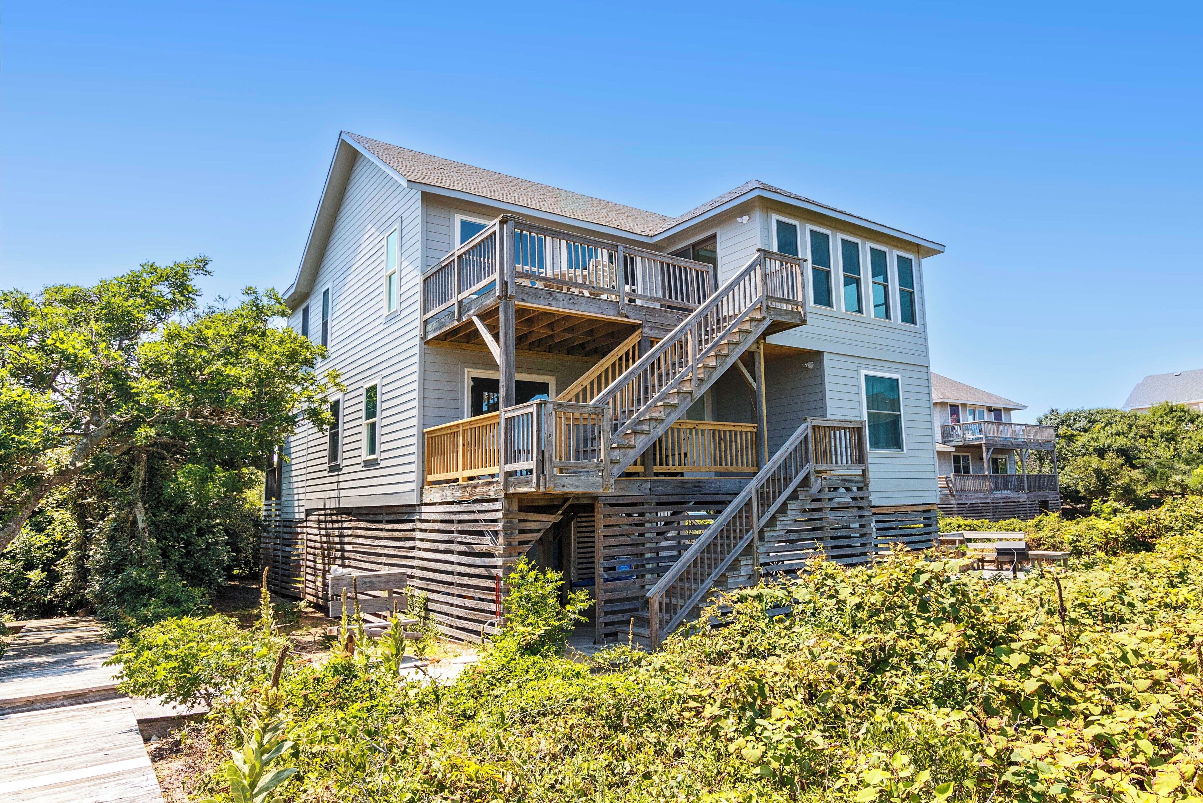 SA116, Sandcastle- Semi-Oceanfront, Close to beach, Ocean views
