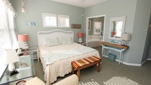 3 bedrooms, iron/ironing board, free WiFi, bed sheets - Oceanside, Community Pools, Community Tennis, M417, Lighthouse Landing (Corolla)