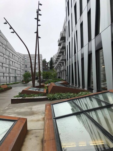 StayPlus Modern Apt Balcony