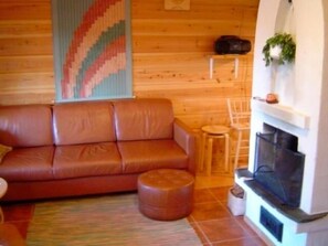 TV layar datar dan pemutar DVD