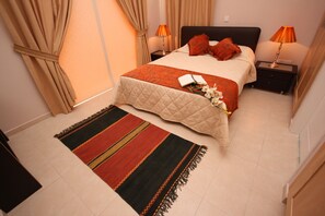 2 makuuhuonetta, tallelokero huoneessa, silitysrauta/-lauta, Wi-Fi