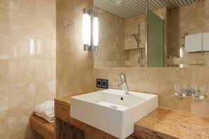 Studio (33.5 m2) | Bathroom