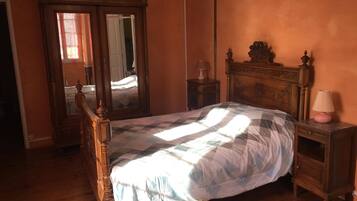 3 bedrooms, WiFi