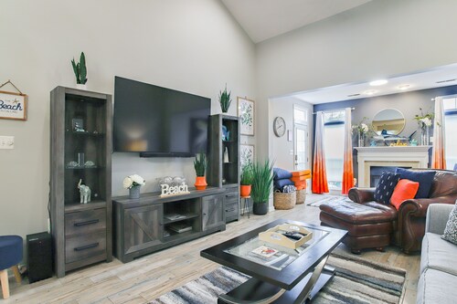 3 Mi to Boardwalk: Bethany Beach House w/ Patio!