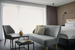 Suite Junior, 1 très grand lit, balcon, vue montagne