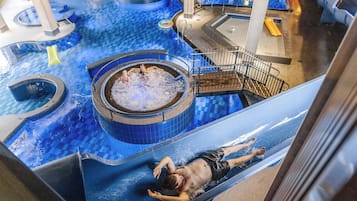 3 indoor pools, 2 outdoor pools