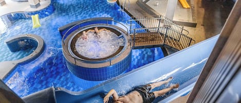 3 indoor pools, 2 outdoor pools