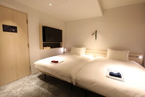 Coffres-forts dans les chambres, bureau, Wi-Fi gratuit, draps fournis