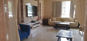 Living area - Serenity Villa to relax (Bangalore rural devanahalli)