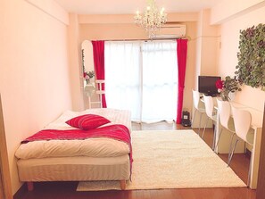 Room A | Desk, iron/ironing board, free WiFi - Glory One Kotobuki A (Fukuoka)