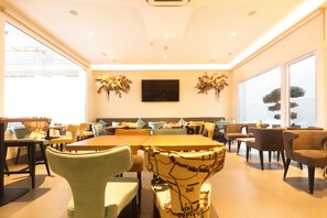 Daily buffet breakfast (EUR 8.5 per person) - UrbanA +++ Tres Cantos (Tres Cantos)