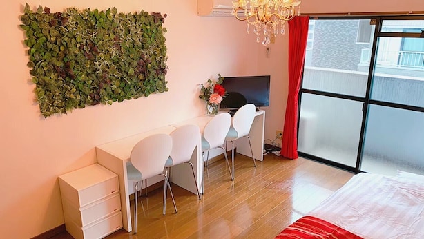 Room B | Living area | Flat-screen TV - Glory One Kotobuki B (Fukuoka)
