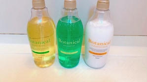 Separate tub and shower, deep soaking tub, free toiletries, hair dryer - Glory One Kotobuki B (Fukuoka)
