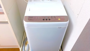 Room B | Laundry - Glory One Kotobuki B (Fukuoka)