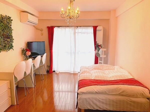 Room C | 1 bedroom, desk, iron/ironing board, free WiFi - Glory One Kotobuki C (Fukuoka)