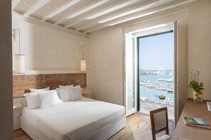 Deluxe Quadruple Room, Harbour View, Sea Facing (Vittoria Grande) | Premium bedding, memory-foam beds, minibar, in-room safe
