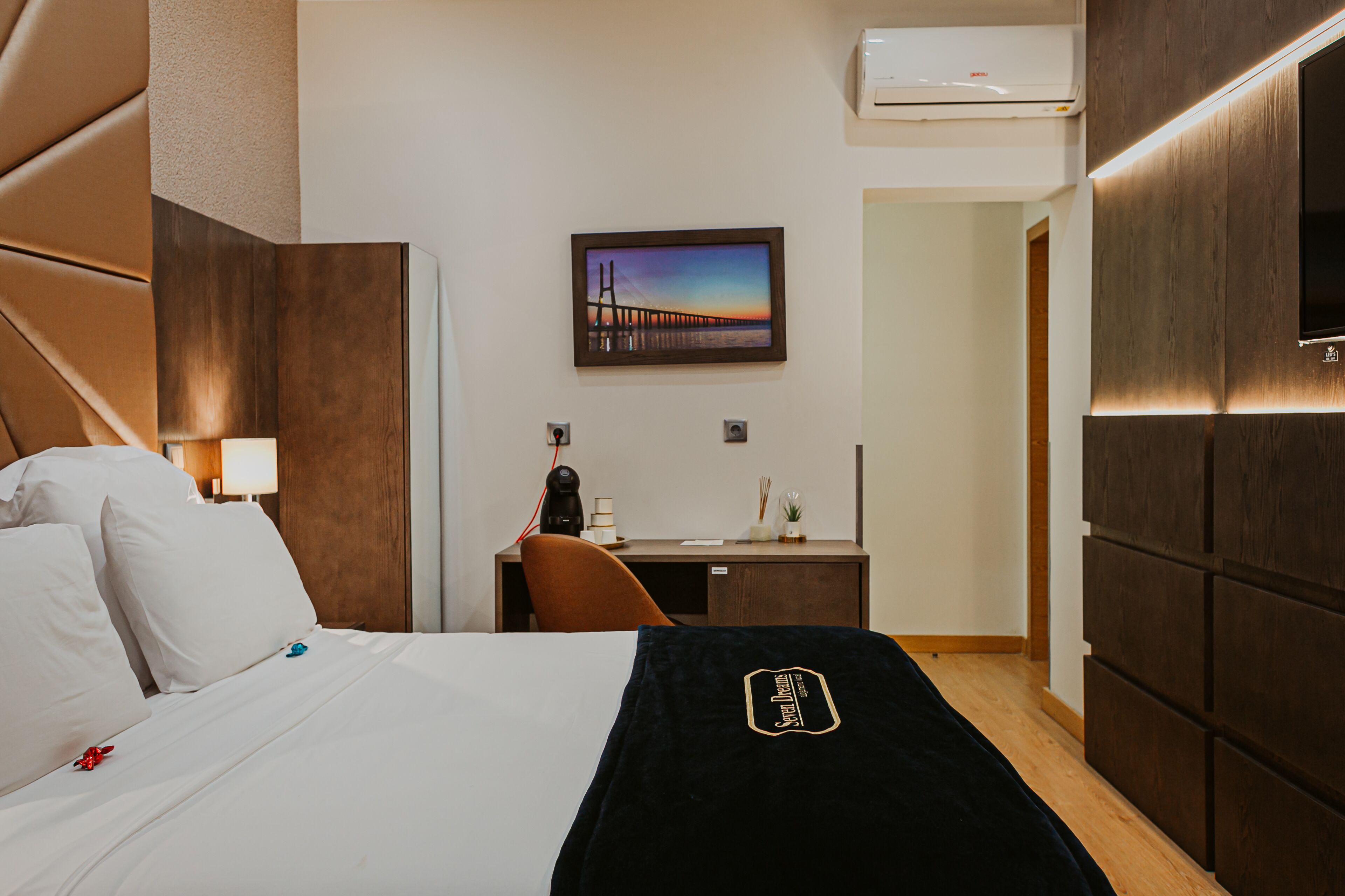 Photo - Seven Dreams Suites