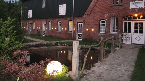 Exterior - Pottkiekerhus (Luhnstedt)