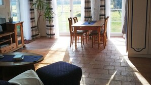 Morgenlicht | Living area | Flat-screen TV - Pottkiekerhus (Luhnstedt)