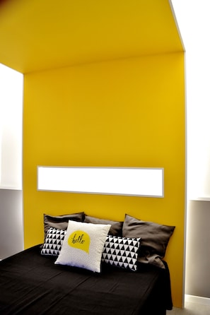 Individually decorated, individually furnished, laptop workspace