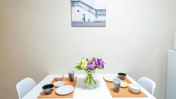 Private Apartment | Private kitchen | Fridge, microwave, stovetop, electric kettle