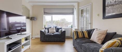 Flat-screen TV, offices