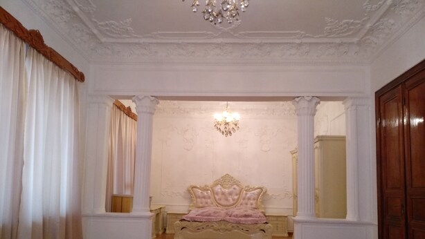 Unclassified image, 1 of 19, button - hotel Royal (Kutaisi)