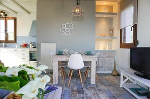 Dining - Anio Residence - Rustic, modern and quiet - Sea View Terrace - Nearby beaches (Svoronata)