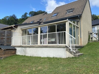 SMALL HOUSE WITH PRIVATE PARKING NEAR SUPER LIORAN